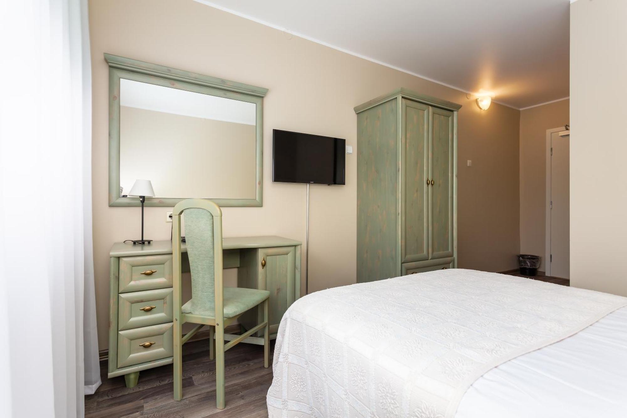 Hotel Dzingel 3*